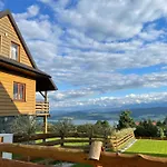 Dom W Hubie Z Sauna I Bawialnia Dla Dzieci Tatil Evi *