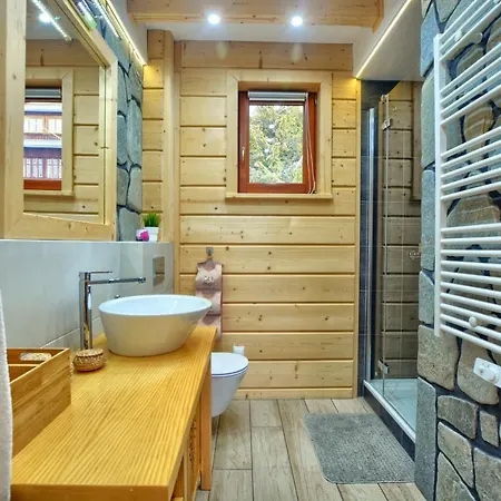 Dom W Hubie Z Sauna I Bawialnia Dla Dzieci